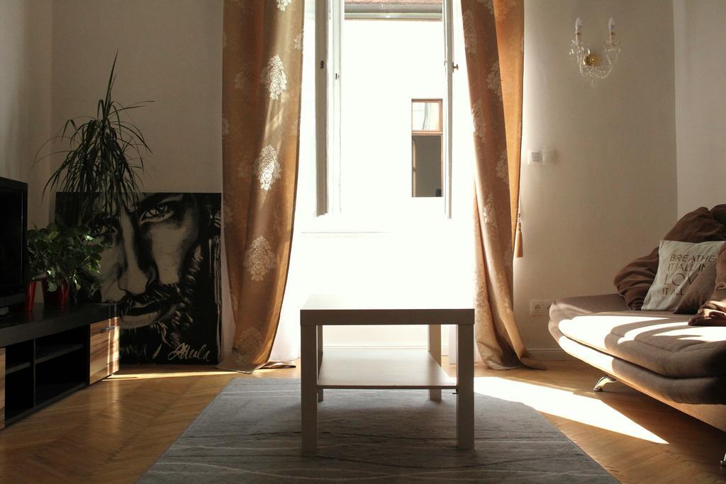 Paul's Palace - Absolute Center! Apartmán